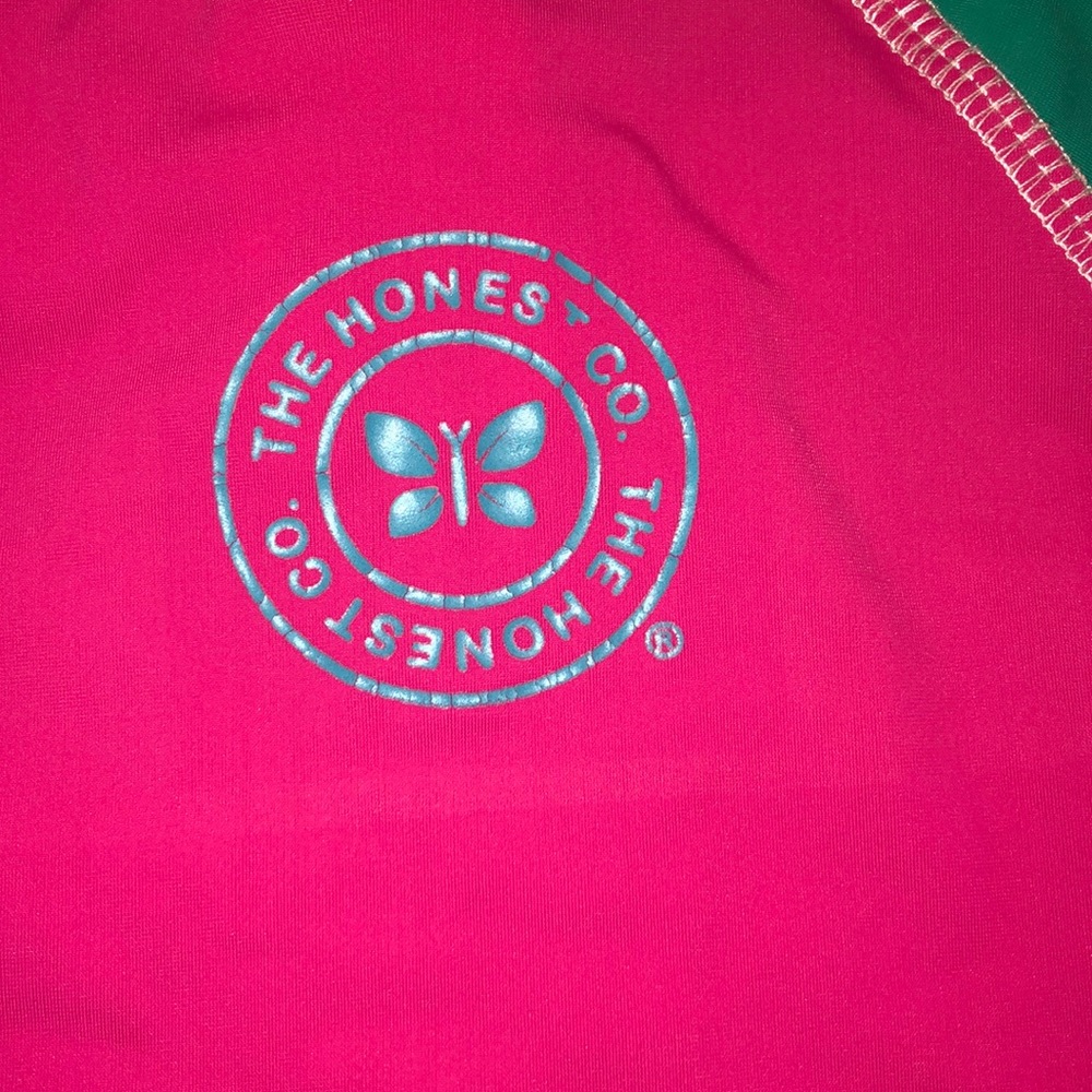 2 Rashguards The Honest Company & Old Navy - Picture 4 of 7
